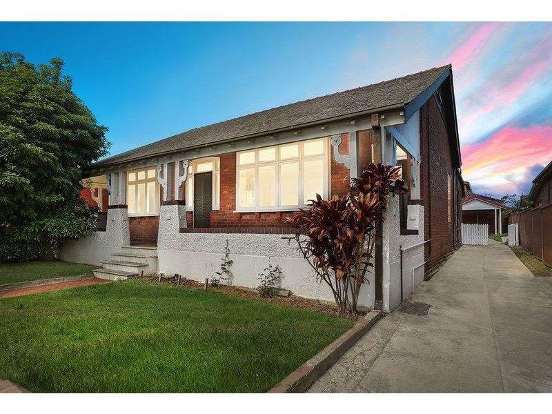 27 Swan Avenue, Strathfield NSW 2135