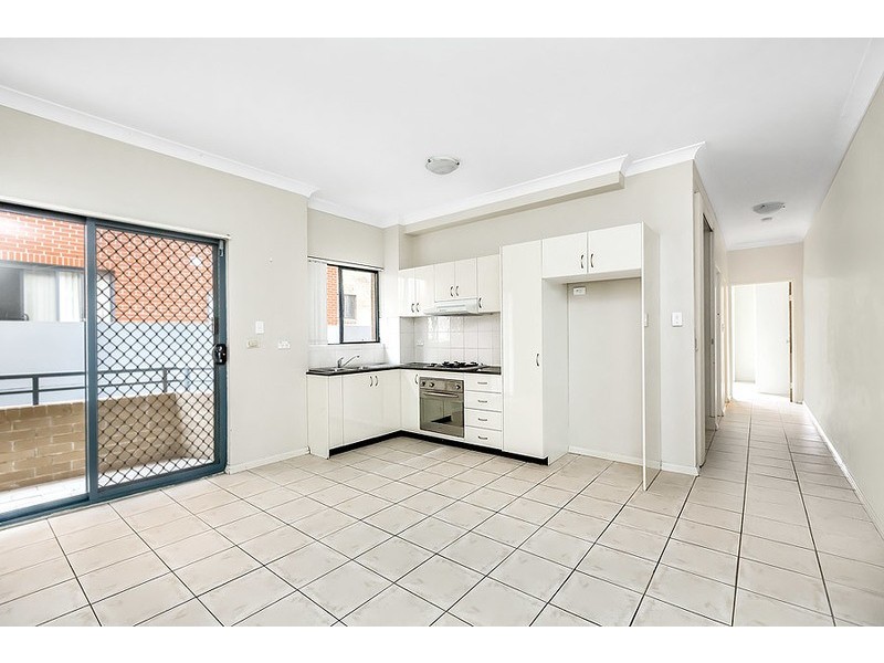 6/21 George Street, Burwood NSW 2134