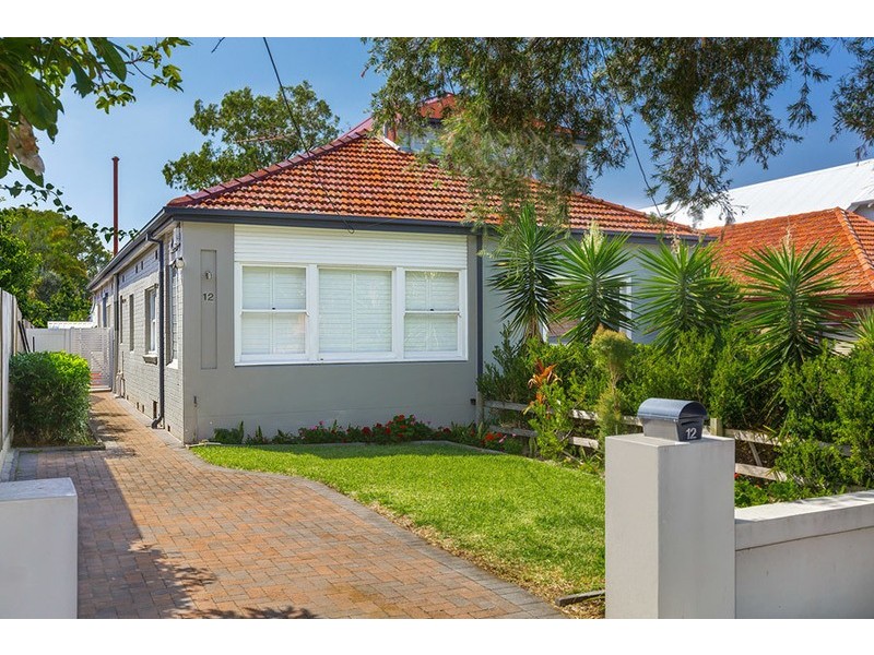 12 Kent Avenue, Croydon Park NSW 2133