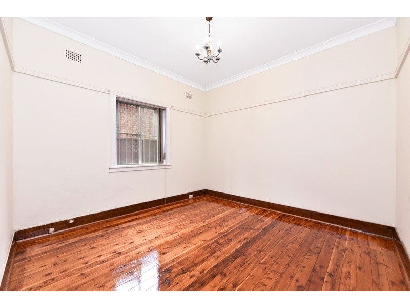 214 Bexley Road, Earlwood NSW 2206