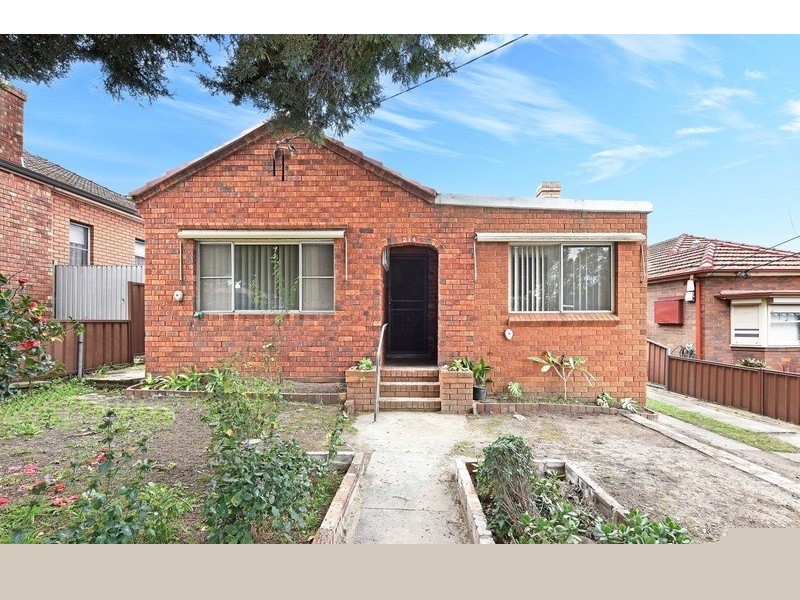 214 Bexley Road, Earlwood NSW 2206