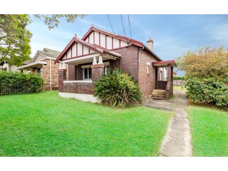 6 Water Street, Strathfield South NSW 2136