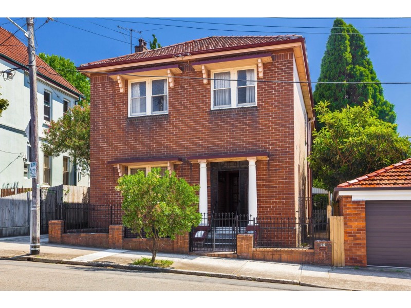 1A Gladstone Street, Burwood NSW 2134