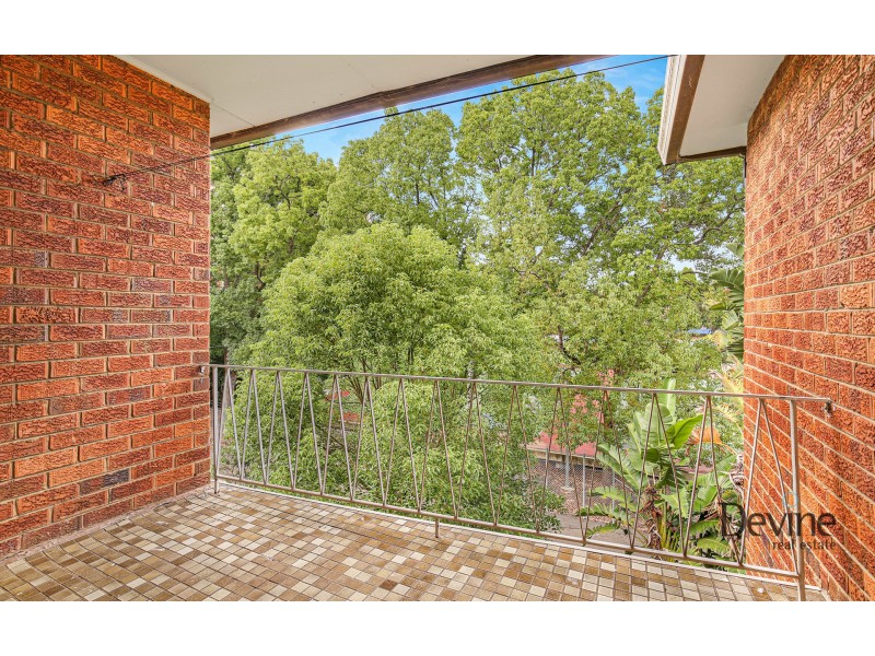 8/12 Russell Street, Strathfield NSW 2135