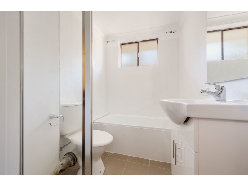 2/41 The Crescent, Homebush NSW 2140