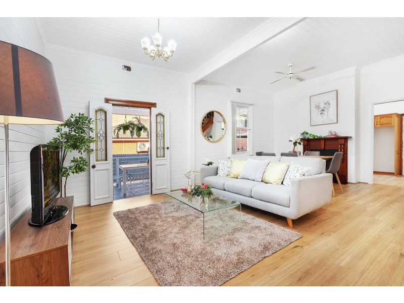 6 Tavistock Road, Homebush West NSW 2140