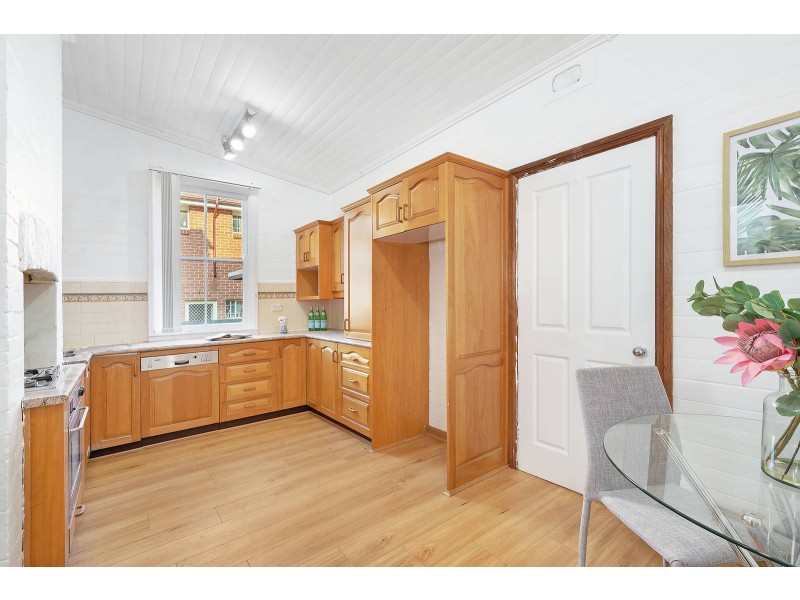 6 Tavistock Road, Homebush West NSW 2140