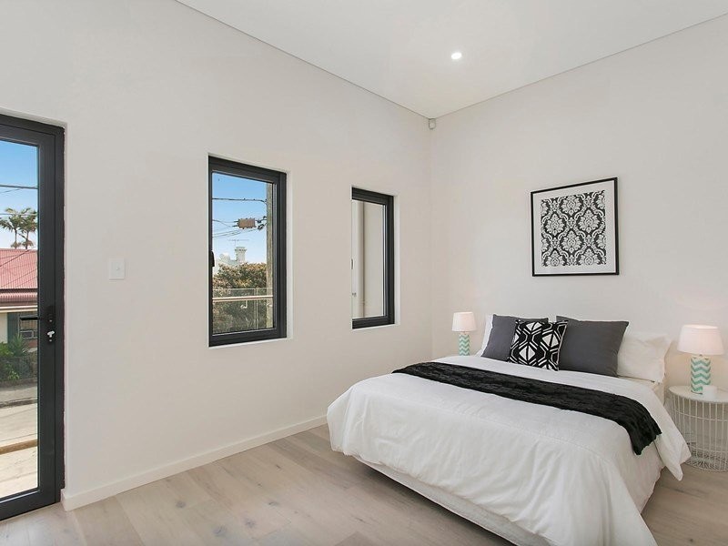 7 Sutherland Street, St Peters NSW 2044