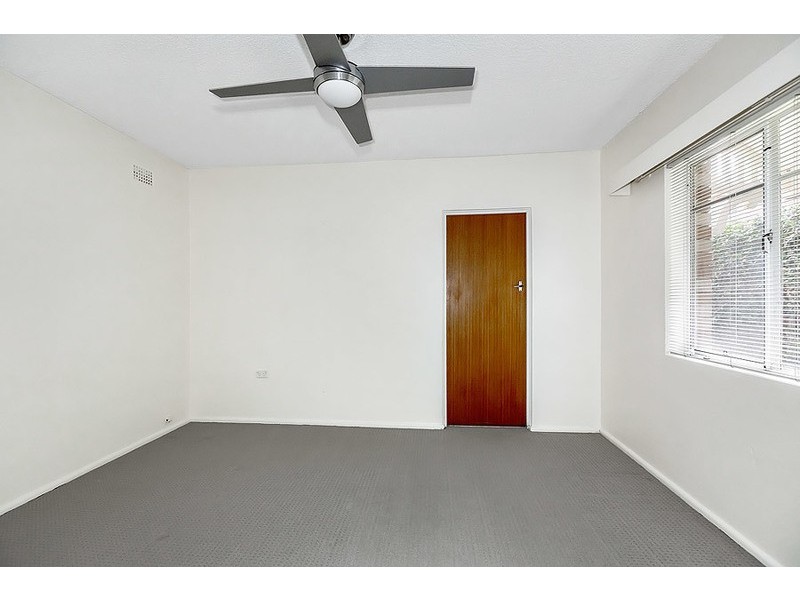 2/17A Victoria Avene, Concord West NSW 2138