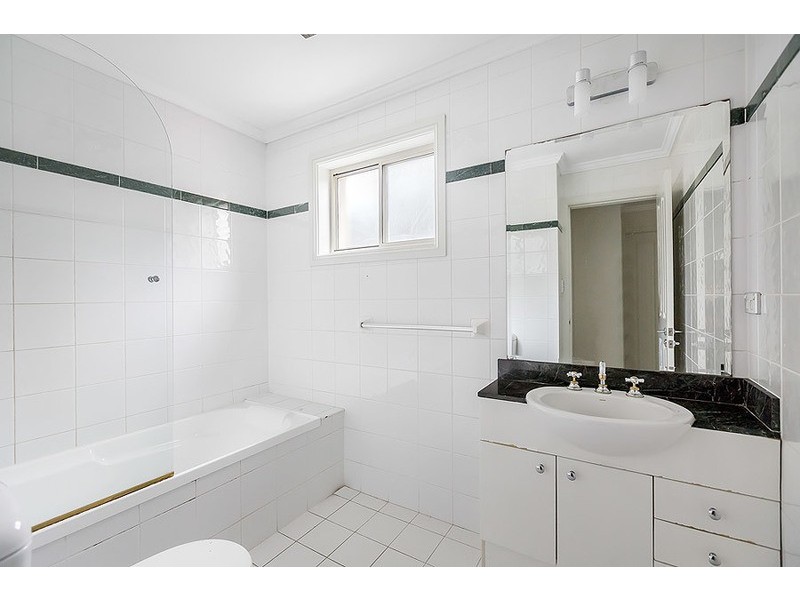 26 Charlton Drive, Liberty Grove NSW 2138