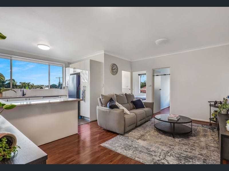 4/107 Amy Street, Regents Park NSW 2143