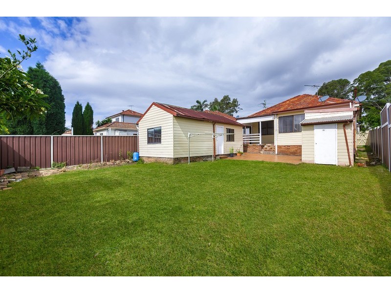 23 Eva Street, Roselands NSW 2196
