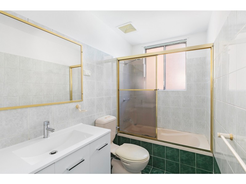 4/58 Burlington Road, Homebush NSW 2140