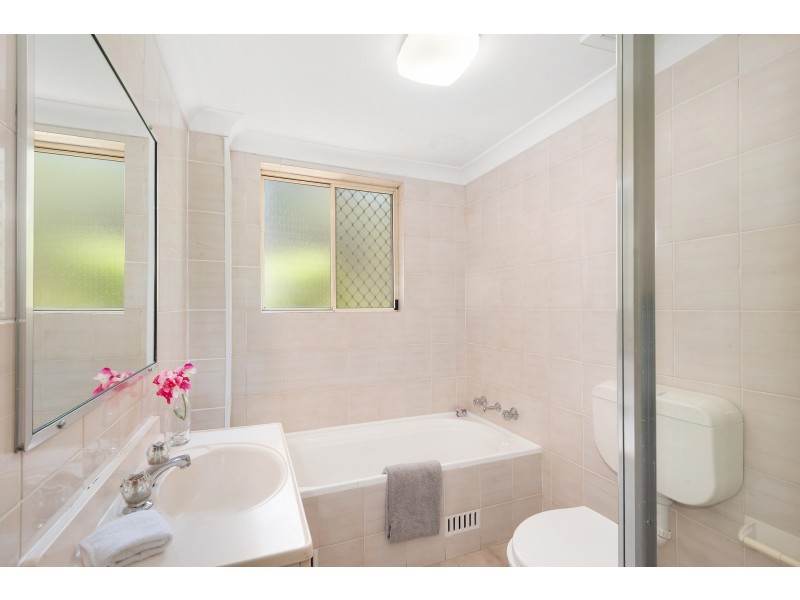 8/27-33 Jeffrey Street, Canterbury NSW 2193