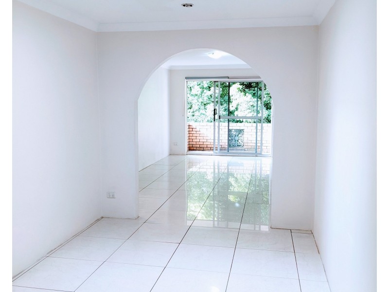 8/29 Alice Street, Harris Park NSW 2150