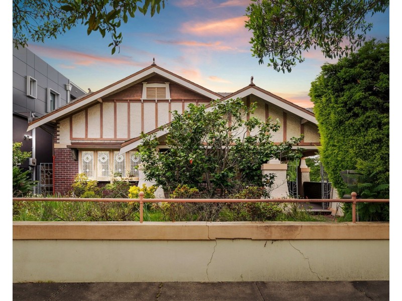 4 Chalmers Road, Strathfield NSW 2135