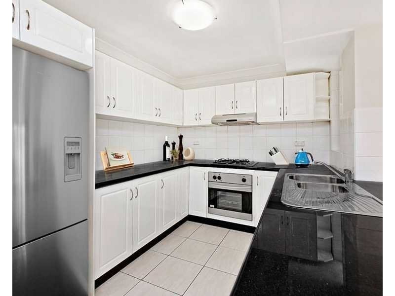 1/4 Burlington Road, Strathfield NSW 2135