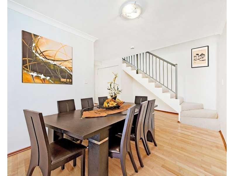 1/4 Burlington Road, Strathfield NSW 2135