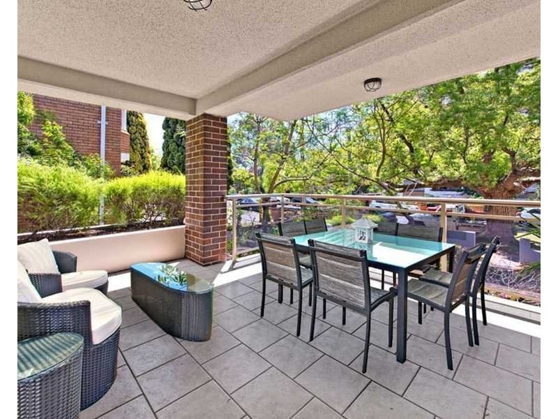 1/4 Burlington Road, Strathfield NSW 2135