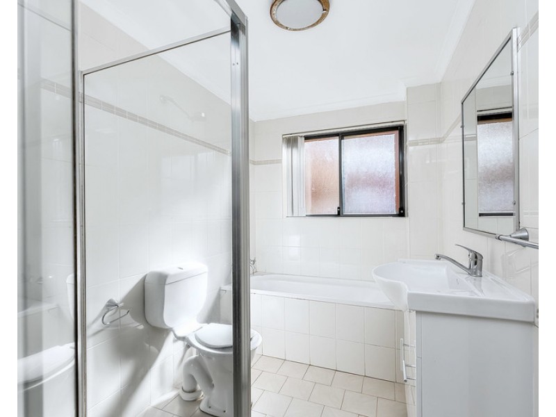 1/5-11 Harcourt Avenue, Campsie NSW 2194