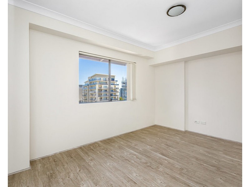 17/8-10 Lachlan Street, Liverpool NSW 2170