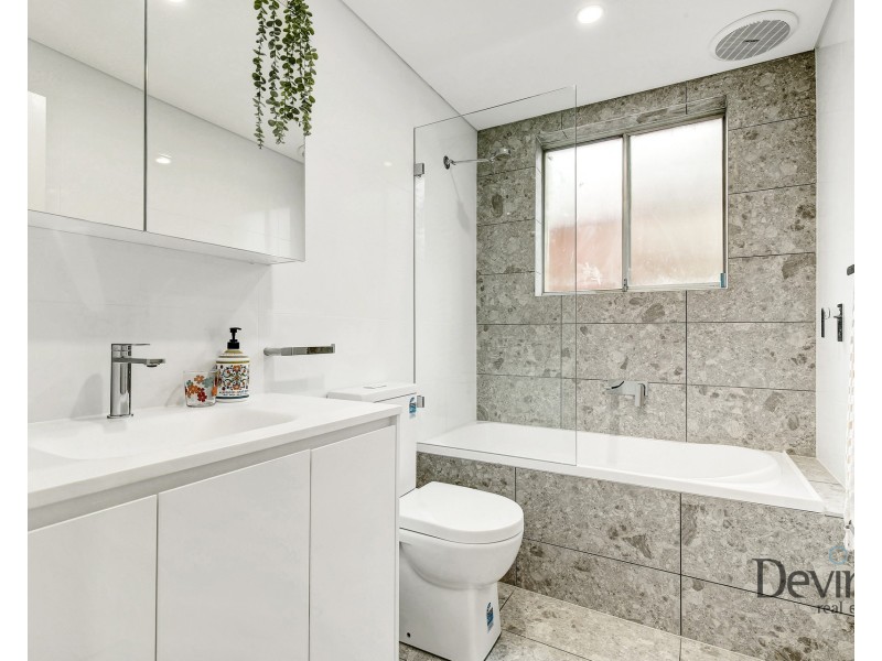 1/48 Burlington Road, Homebush NSW 2140