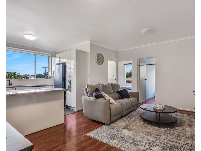 4/107 Amy Street, Regents Park NSW 2143