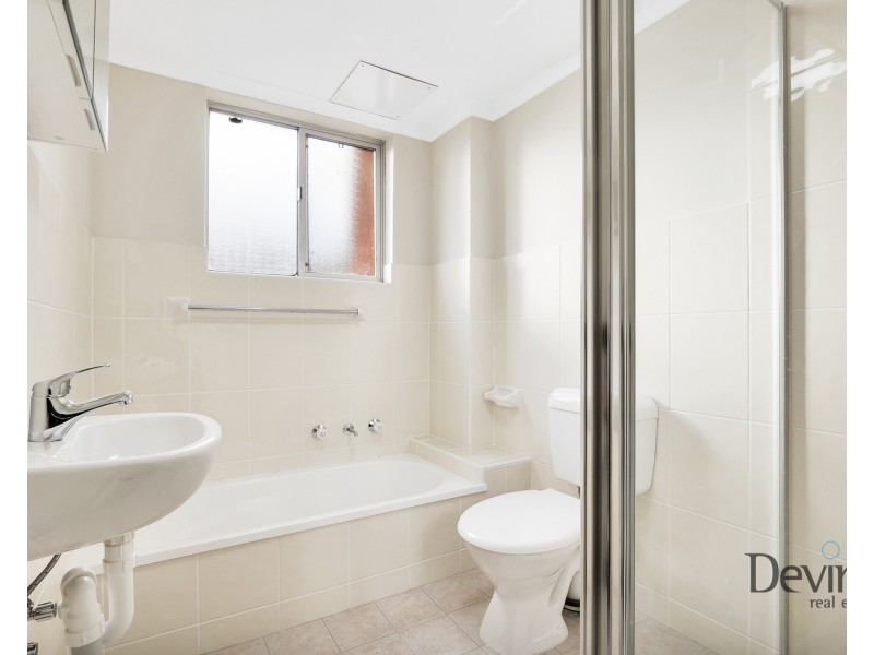 4/52 Colin Street, Lakemba NSW 2195