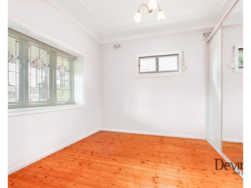 23 Draper Avenue, Roselands NSW 2196