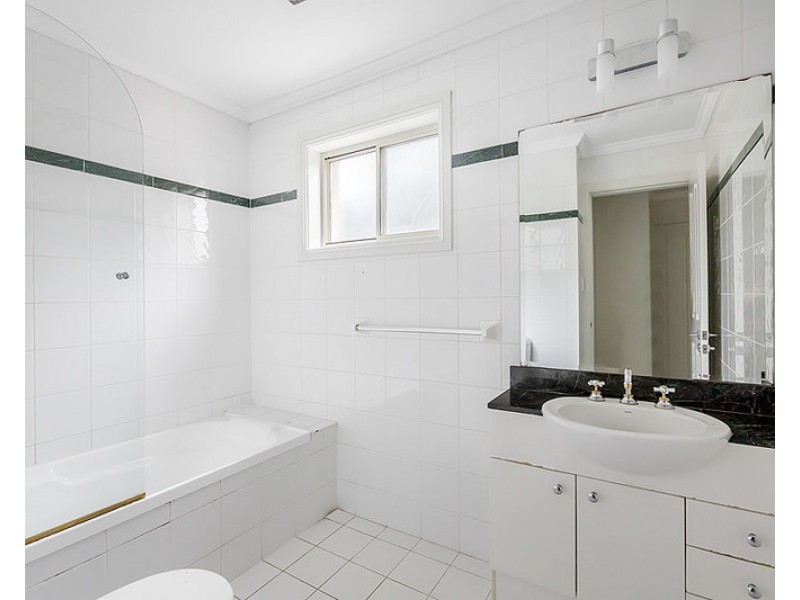 26 Charlton Drive, Liberty Grove NSW 2138