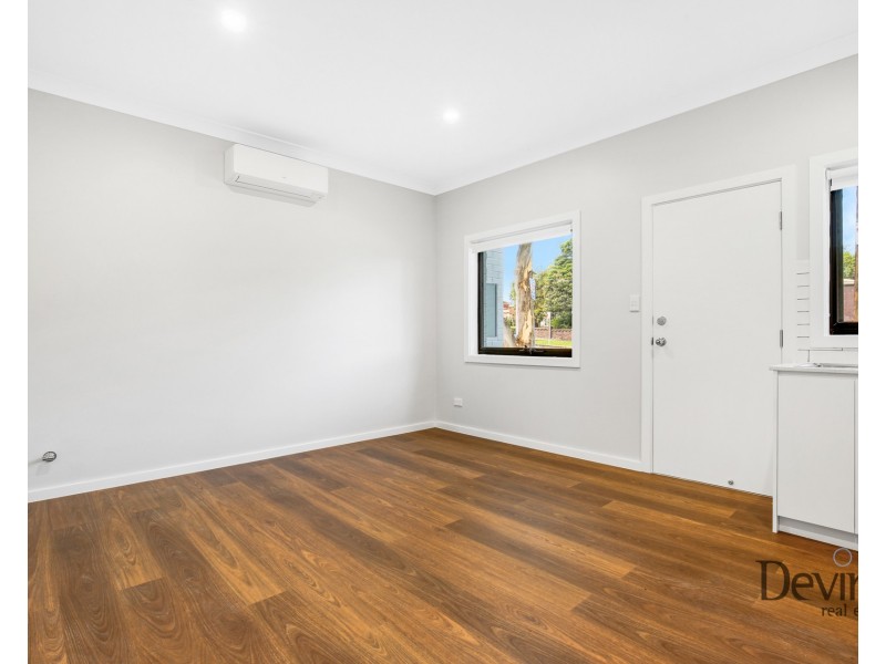 8 Brighton Avenue, Croydon Park NSW 2133