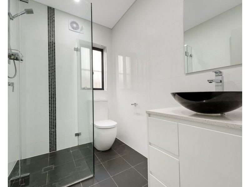 2/4 Lyons Street, Strathfield NSW 2135