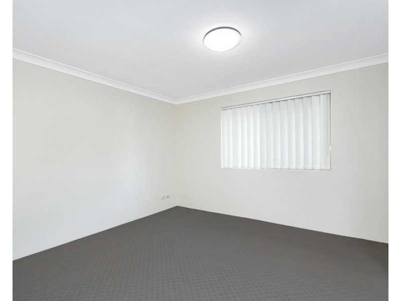 11/8 Grosvenor Street, Croydon NSW 2132