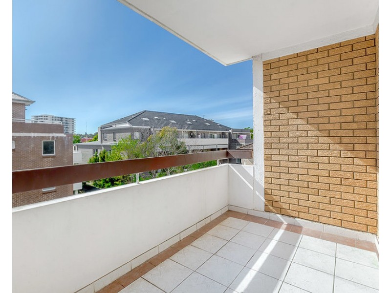 7/3-5 Burlington Road, Homebush NSW 2140
