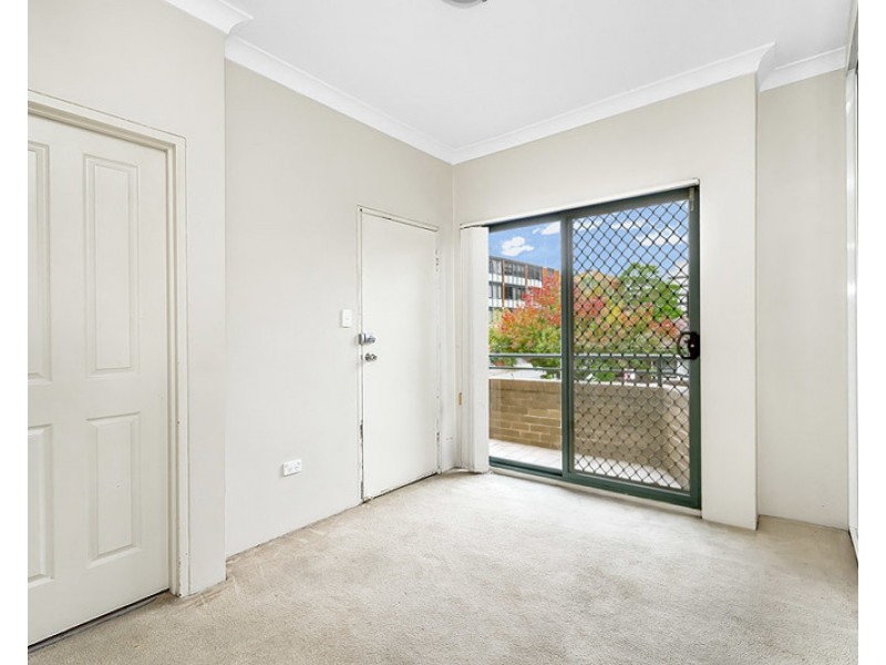 6/21 George Street, Burwood NSW 2134