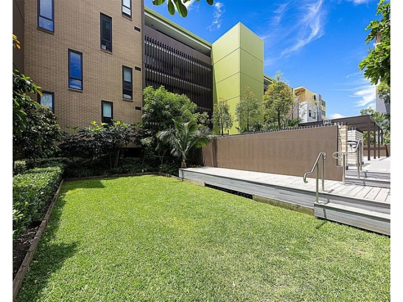 B205/40-42 Loftus Crescent, Homebush NSW 2140