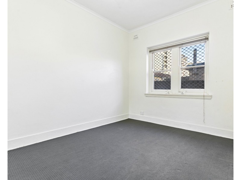 2/18a Railway Parade, Burwood NSW 2134