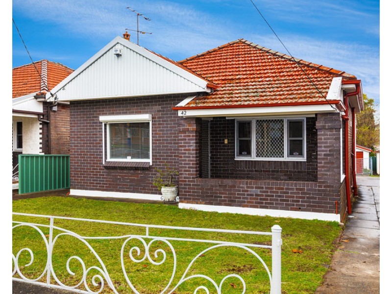 42 Underwood Road, Homebush NSW 2140