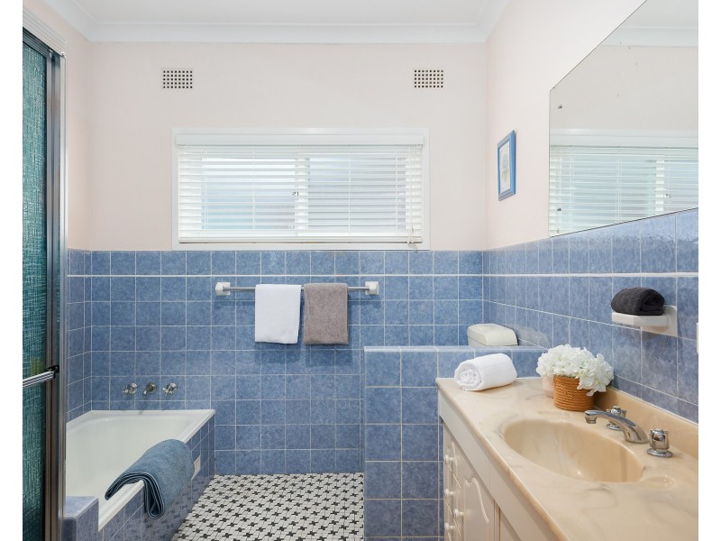 13 Mirrabooka Avenue, Strathfield NSW 2135