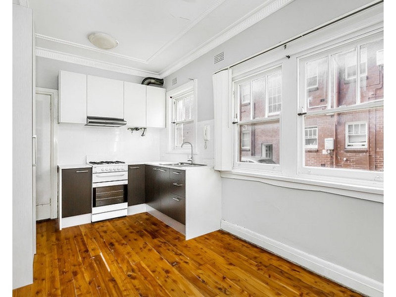 2/8 Loftus Crescent, Homebush NSW 2140