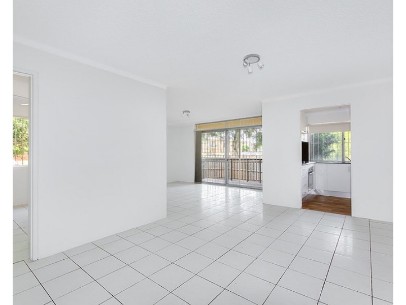 2/30-34 Birmingham Street, Merrylands NSW 2160