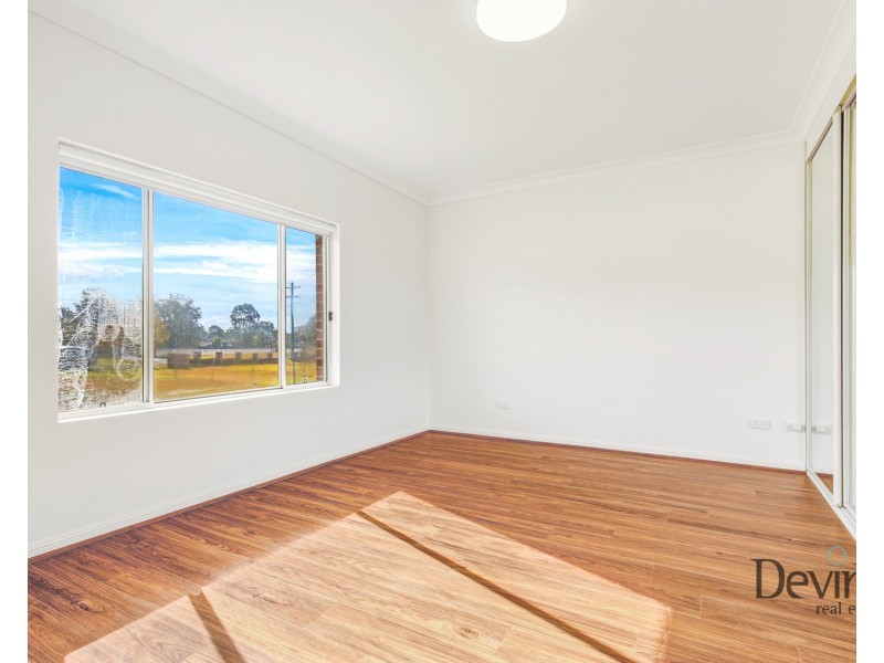 114B Kelvin Park Drive, Bringelly NSW 2556