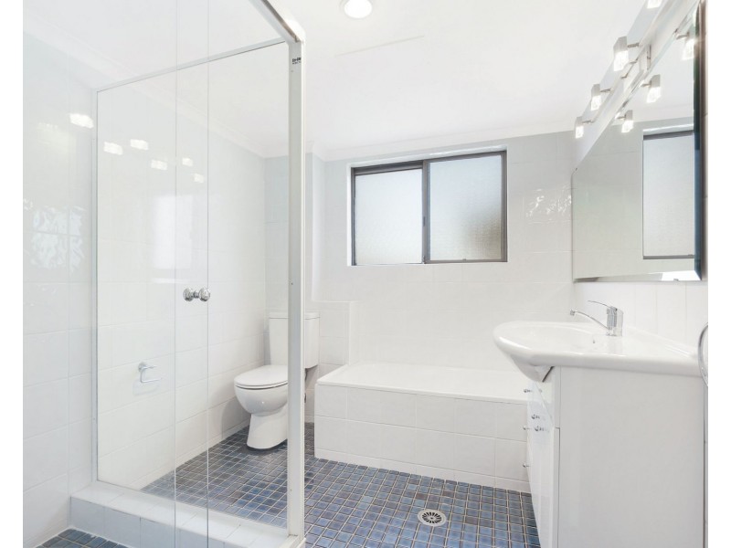 8/5-13 Dellwood Street, Bankstown NSW 2200
