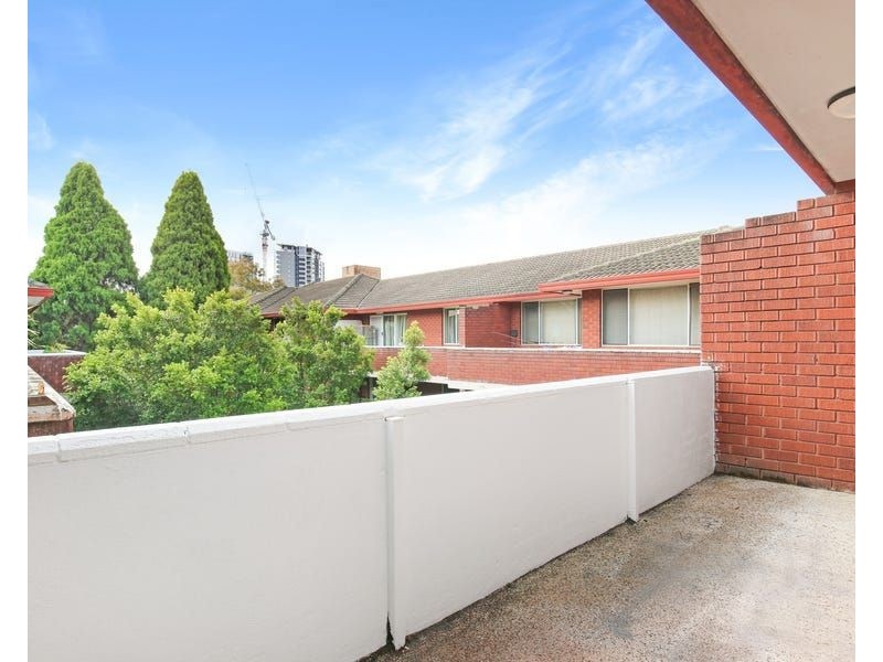 24/10-14 Burlington Road, Homebush NSW 2140