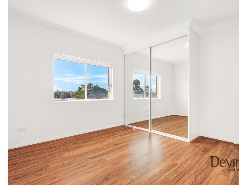 114B Kelvin Park Drive, Bringelly NSW 2556