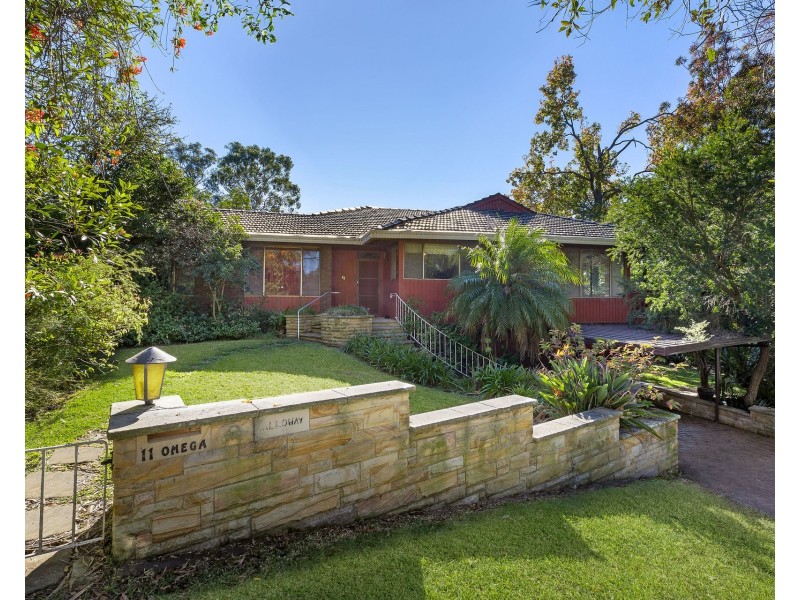 11 Omega Avenue, Lapstone NSW 2773