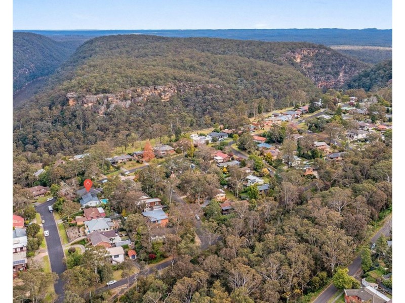 11 Omega Avenue, Lapstone NSW 2773