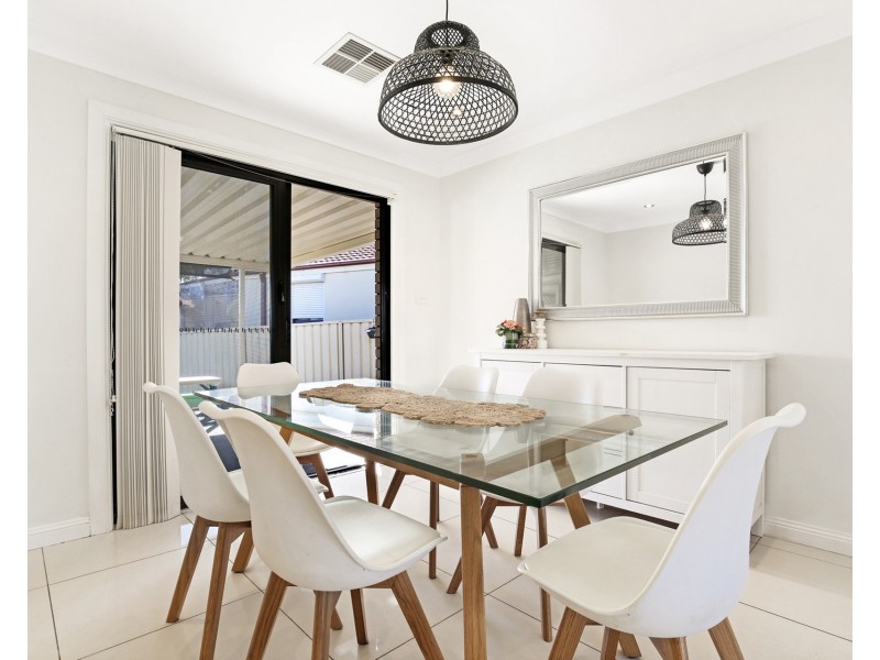 5 Pine Creek Circuit, St Clair NSW 2759