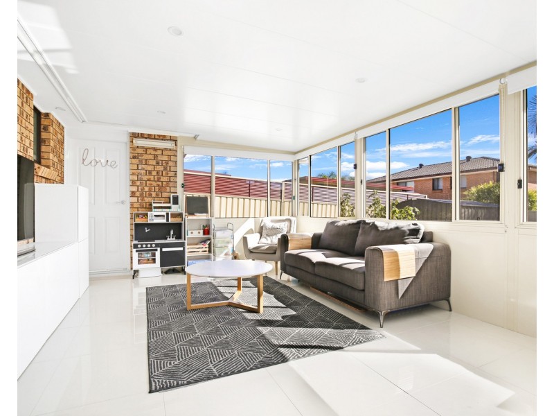 5 Pine Creek Circuit, St Clair NSW 2759