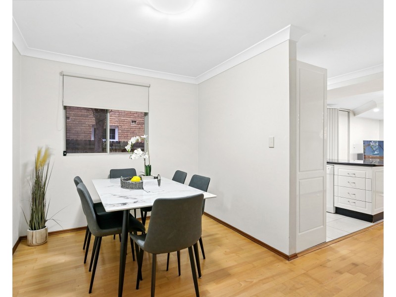 1/4 Burlington Road, Homebush NSW 2140